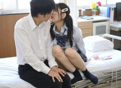Em móc lồn mỗi ngày nhưng địt nhau lại giả vờ ngại